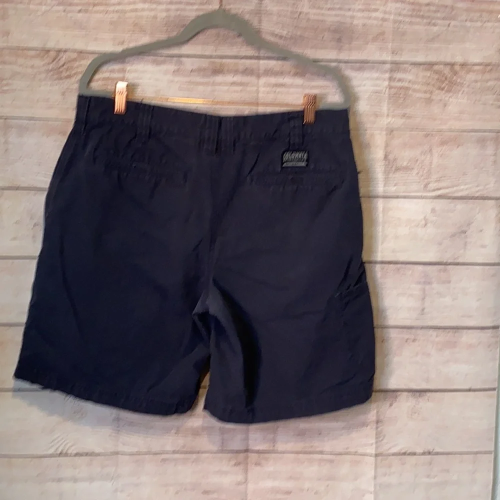 💜💜 Men’s Columbia Shorts Size 36 100% Cotton